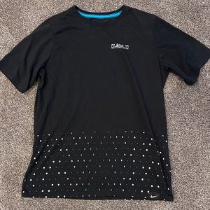 Like New NEVER WORN Lebron James Nike Youth X-Large Dri-Fit Athletic Cut